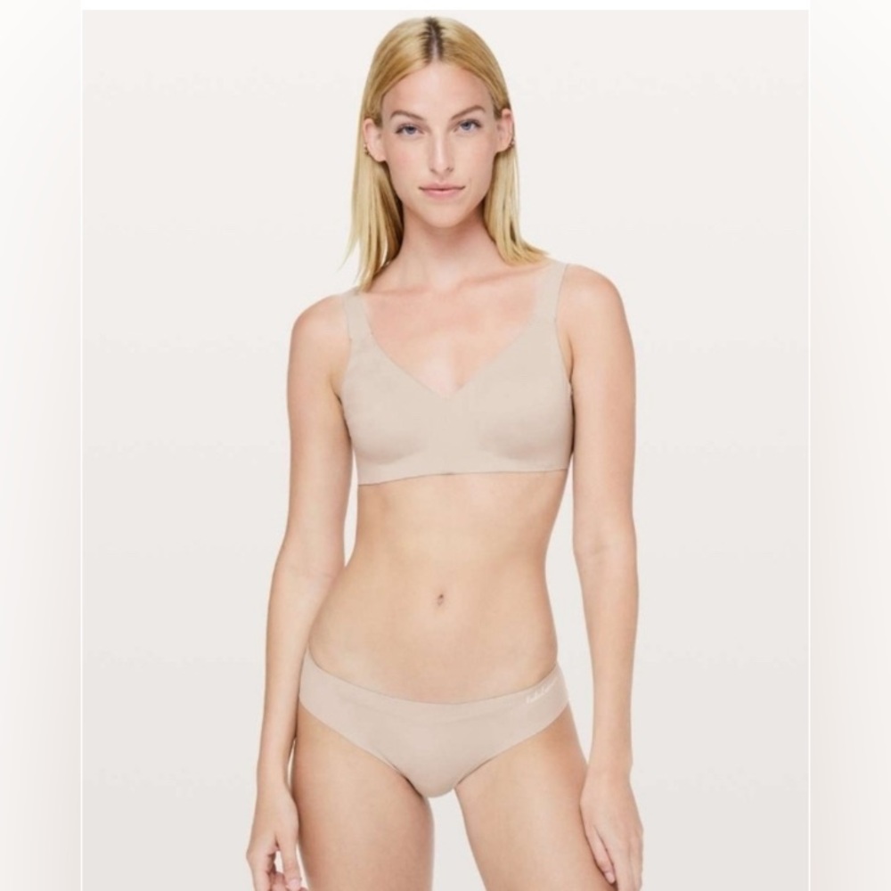 NWOT Lululemon Like Nothing Bra, Beige, Size 34DD